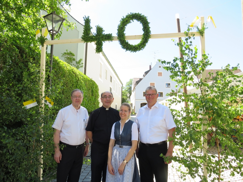 Gruppenbild vor 40 Marktplatz