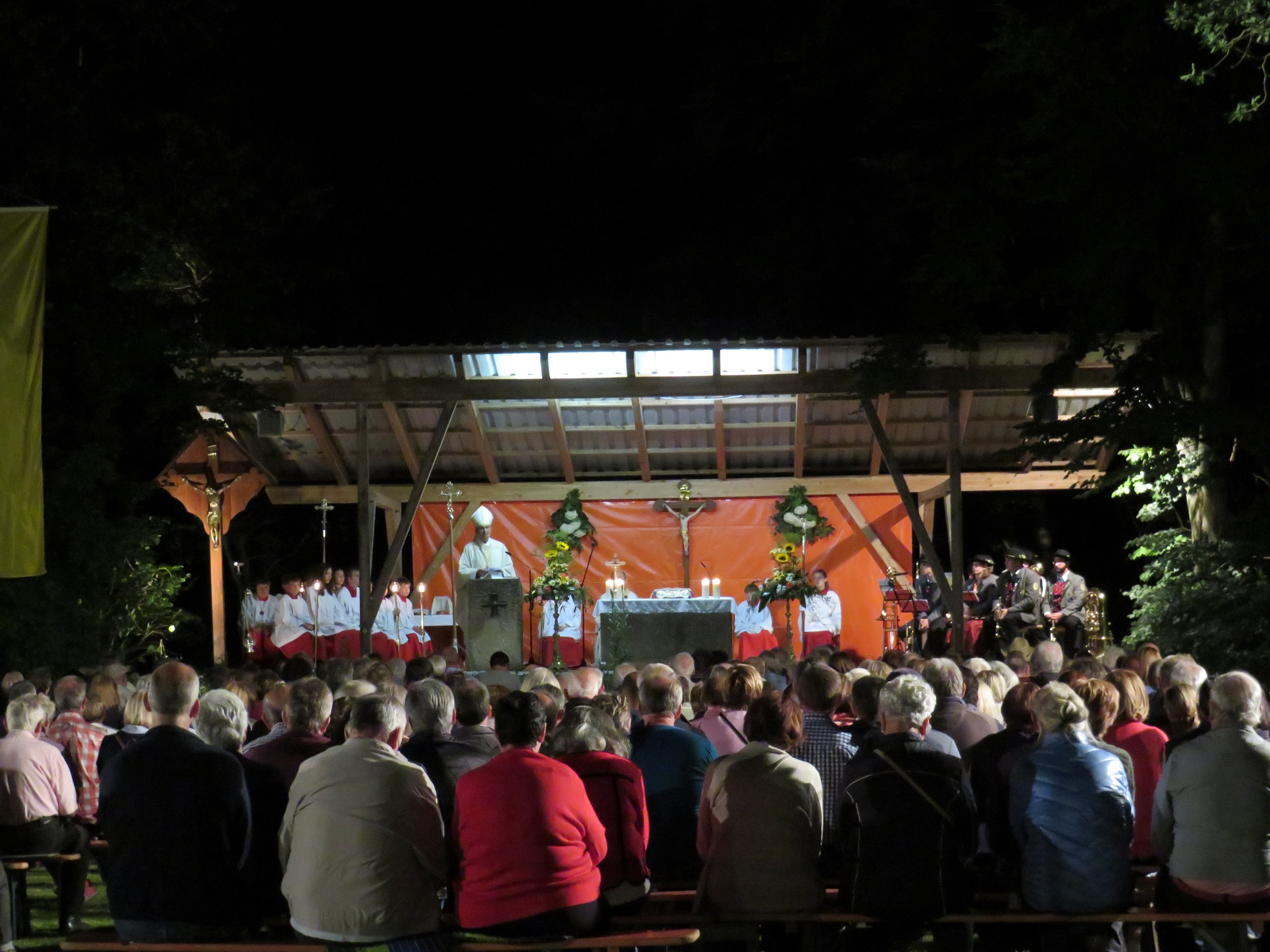 Über die Herzen die an diesem Abend beim Herrn sein dürfte sprach Abt Markus Eller in seiner PRedigt